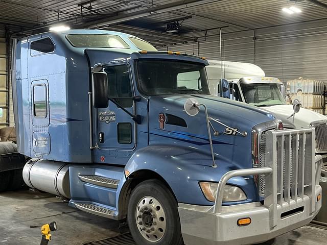 Image of Kenworth T660 equipment image 1