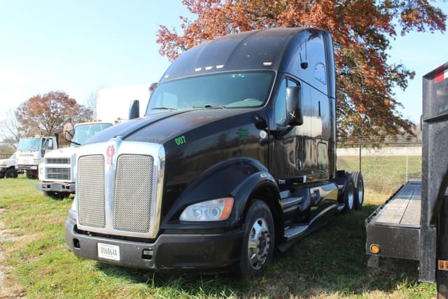 Image of Kenworth T700 equipment image 2