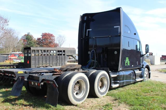Image of Kenworth T700 equipment image 4