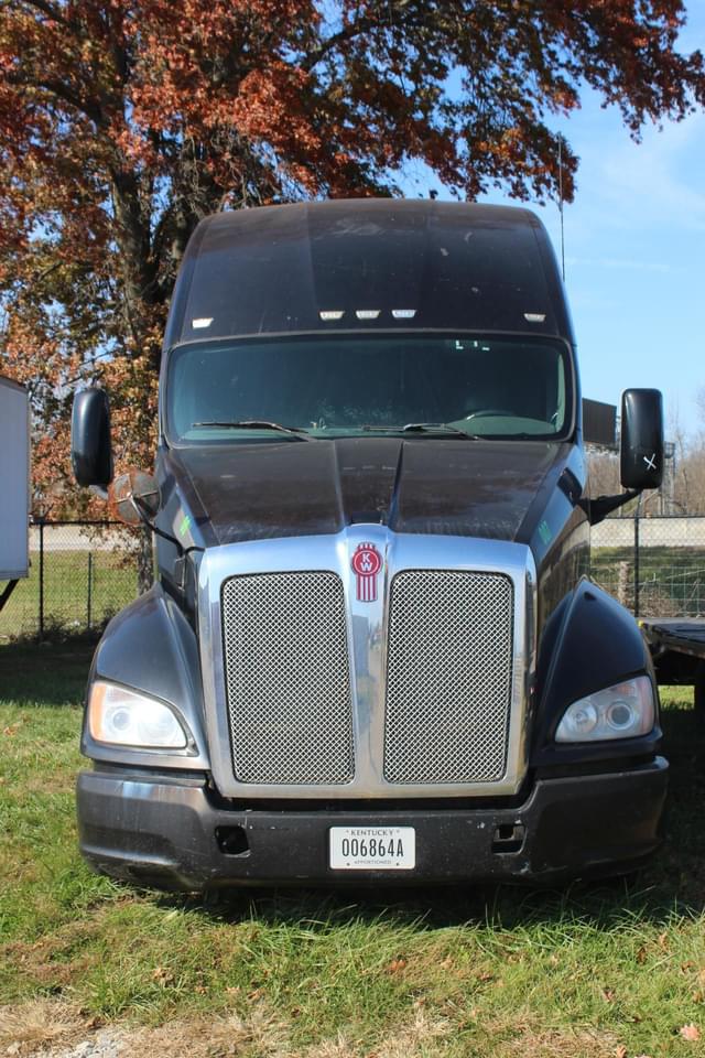 Image of Kenworth T700 equipment image 1