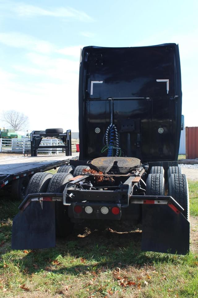 Image of Kenworth T700 equipment image 3