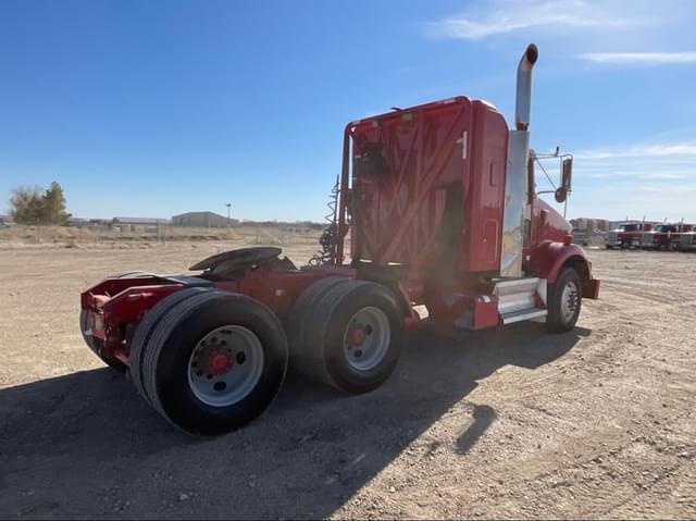 Image of Kenworth T800 equipment image 3