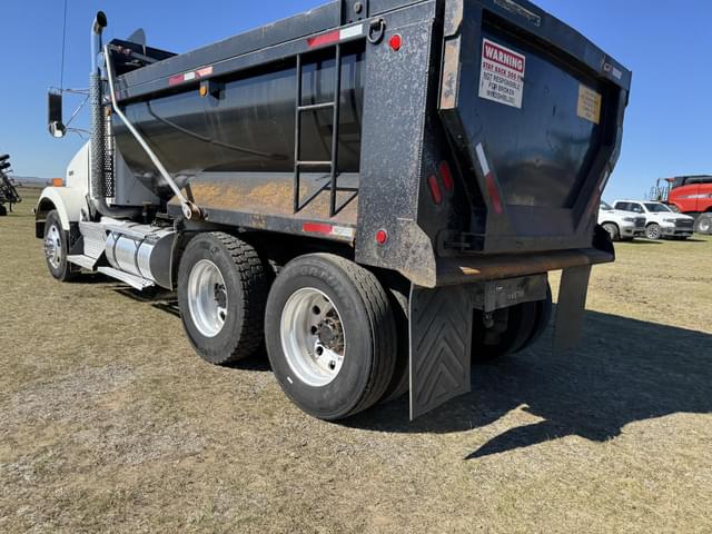 Image of Kenworth T800 equipment image 4