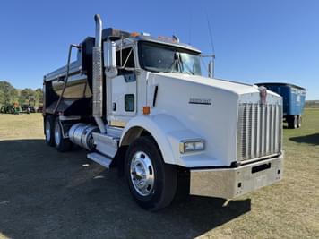 Main image Kenworth T800