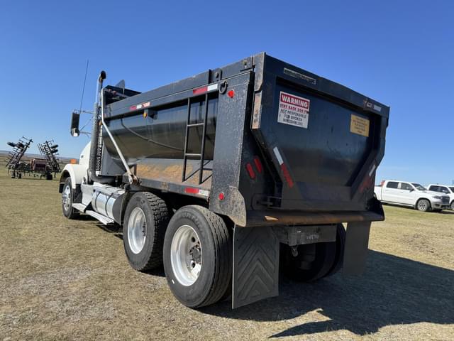 Image of Kenworth T800 equipment image 3