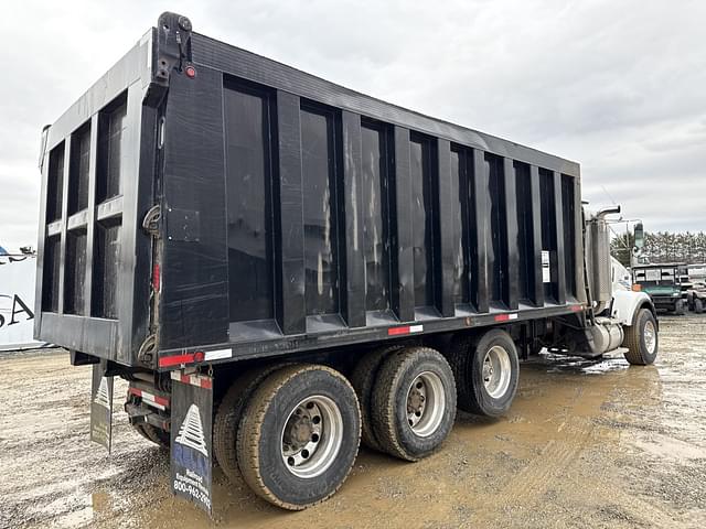 Image of Kenworth T800 equipment image 4