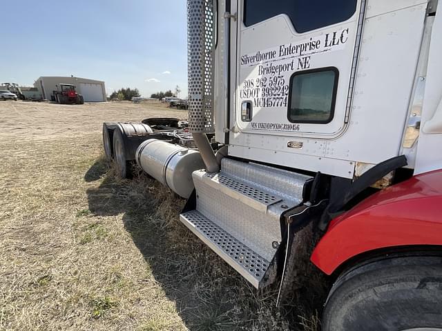 Image of Kenworth T800 equipment image 3