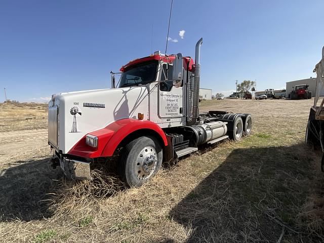 Image of Kenworth T800 equipment image 1