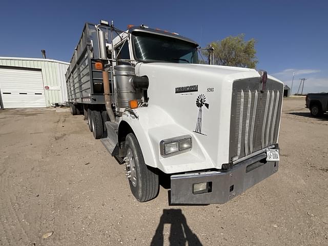 Image of Kenworth T800 equipment image 3
