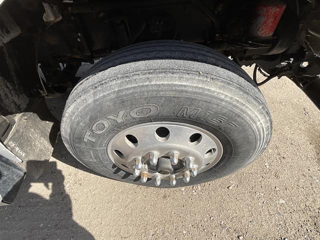 Image of Kenworth T800 equipment image 4