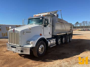 Main image Kenworth T800