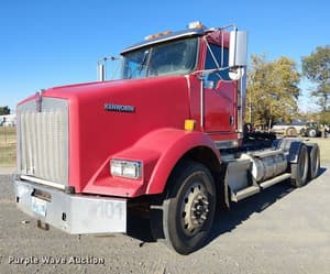 2011 Kenworth T800 Image
