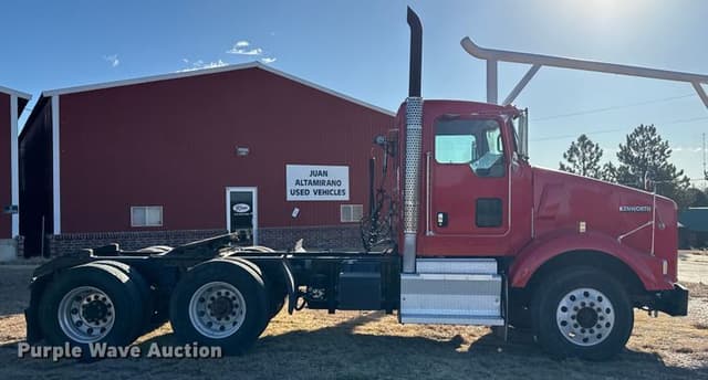 Image of Kenworth T800 equipment image 3