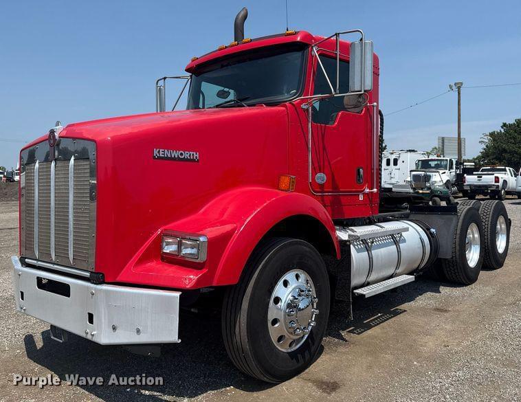 Image of Kenworth T800 Primary image