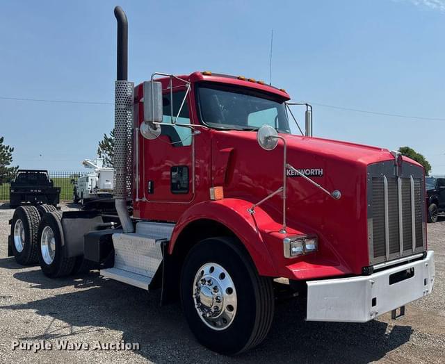 Image of Kenworth T800 equipment image 2