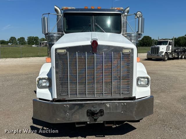 Image of Kenworth T800 equipment image 1