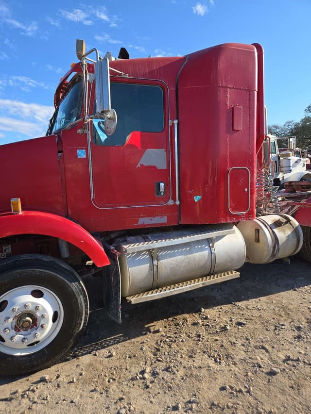 Image of Kenworth T800 equipment image 3