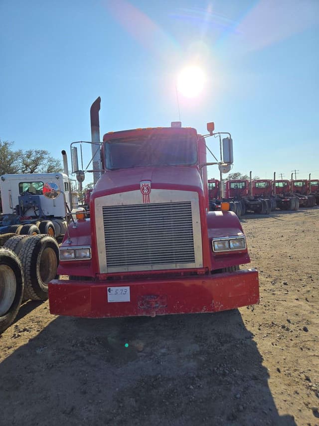 Image of Kenworth T800 equipment image 2