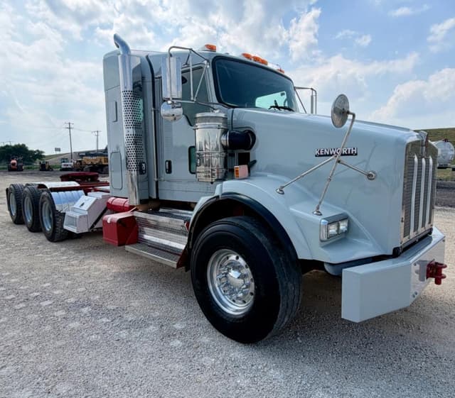 Image of Kenworth T800 equipment image 2