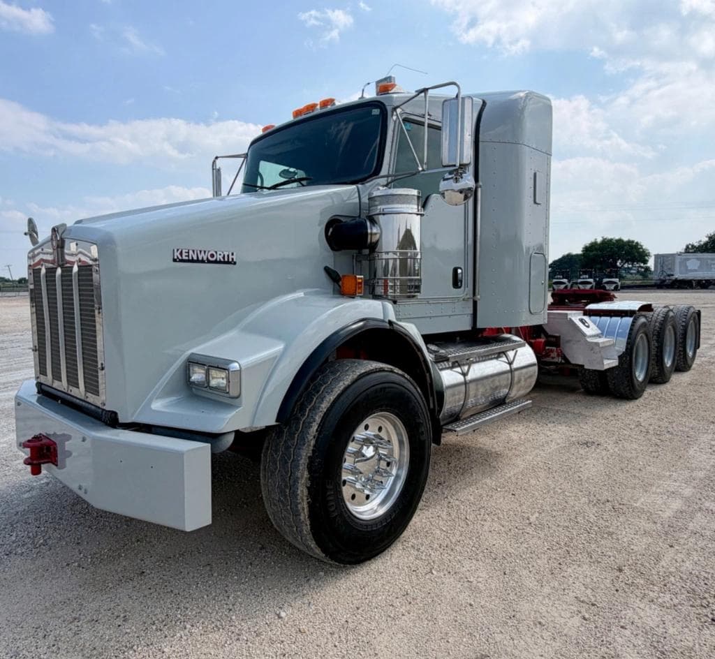 Image of Kenworth T800 Primary image