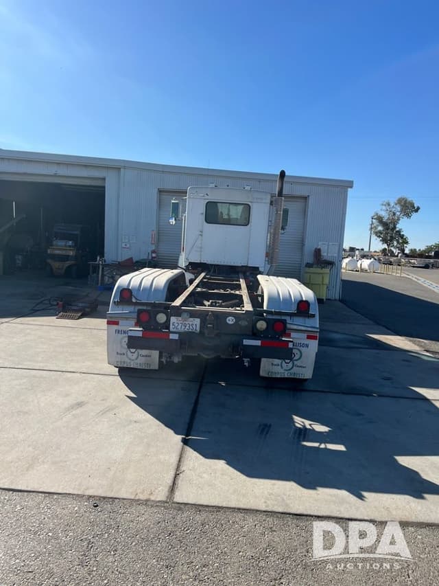 Image of Kenworth T800 equipment image 2