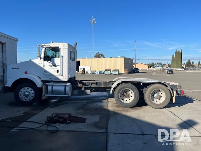 Image of Kenworth T800 equipment image 4