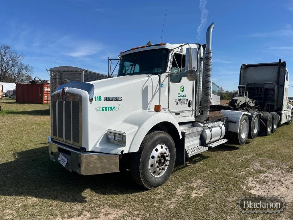 2011 Kenworth T800 Equipment Image0