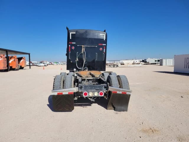 Image of Kenworth W900 equipment image 3