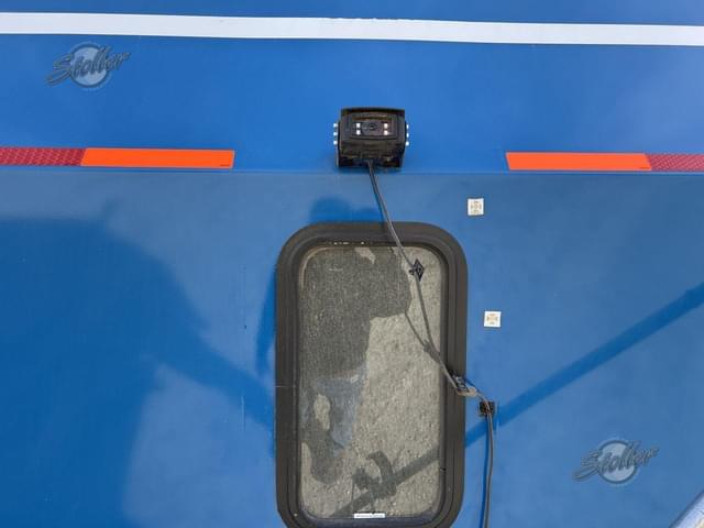 Image of Kinze 1050 equipment image 4