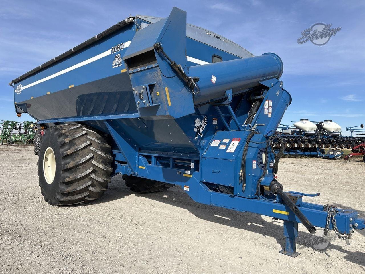 2011 Kinze 1050 Equipment Image0