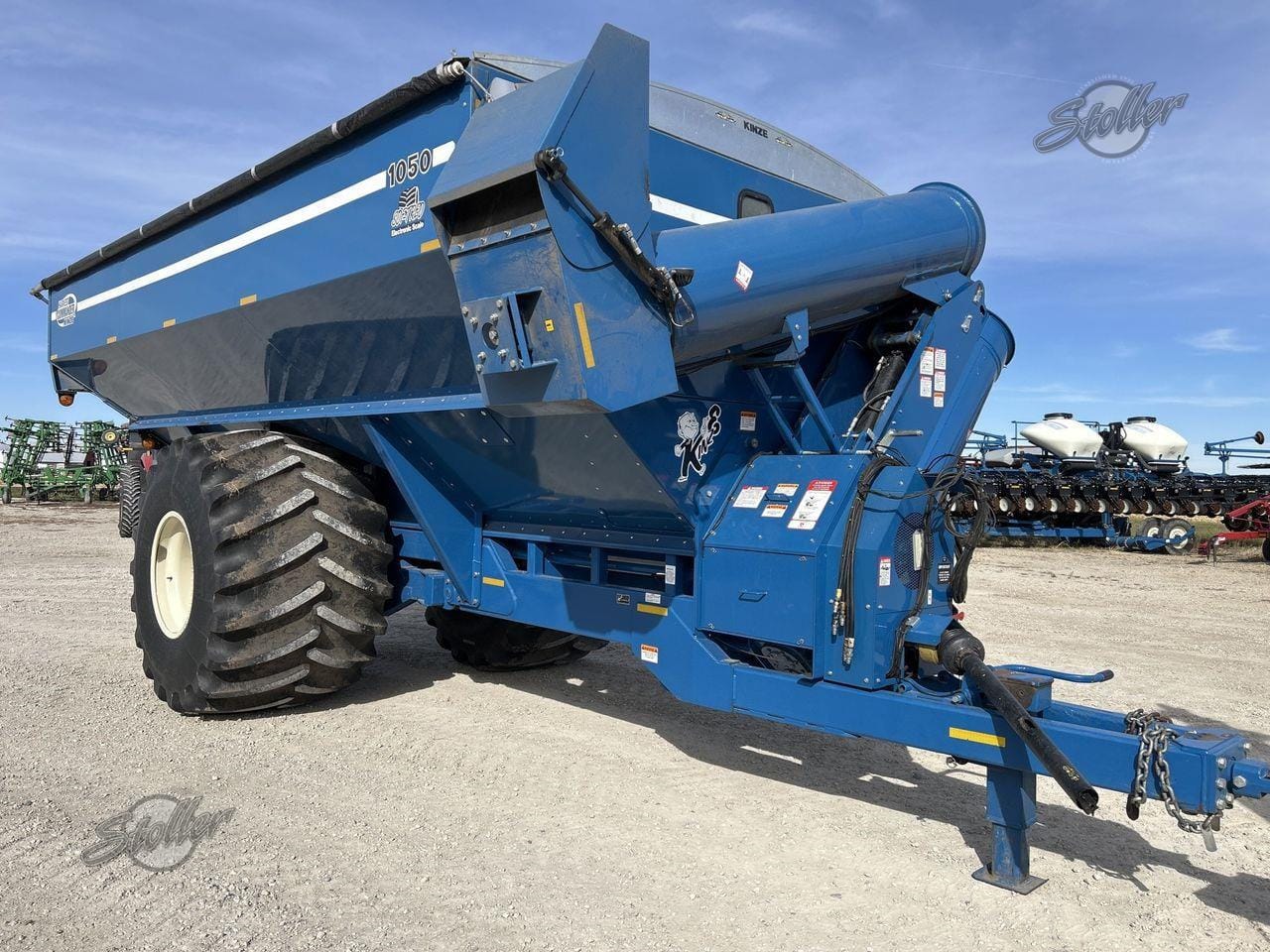 2011 Kinze 1050 Equipment Image0