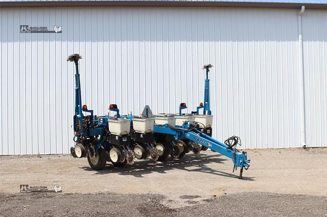 Image of Kinze 3000 equipment image 1