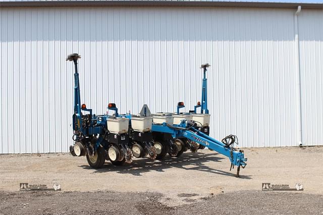 Image of Kinze 3000 equipment image 1