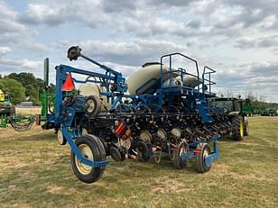 Main image Kinze 3600 6