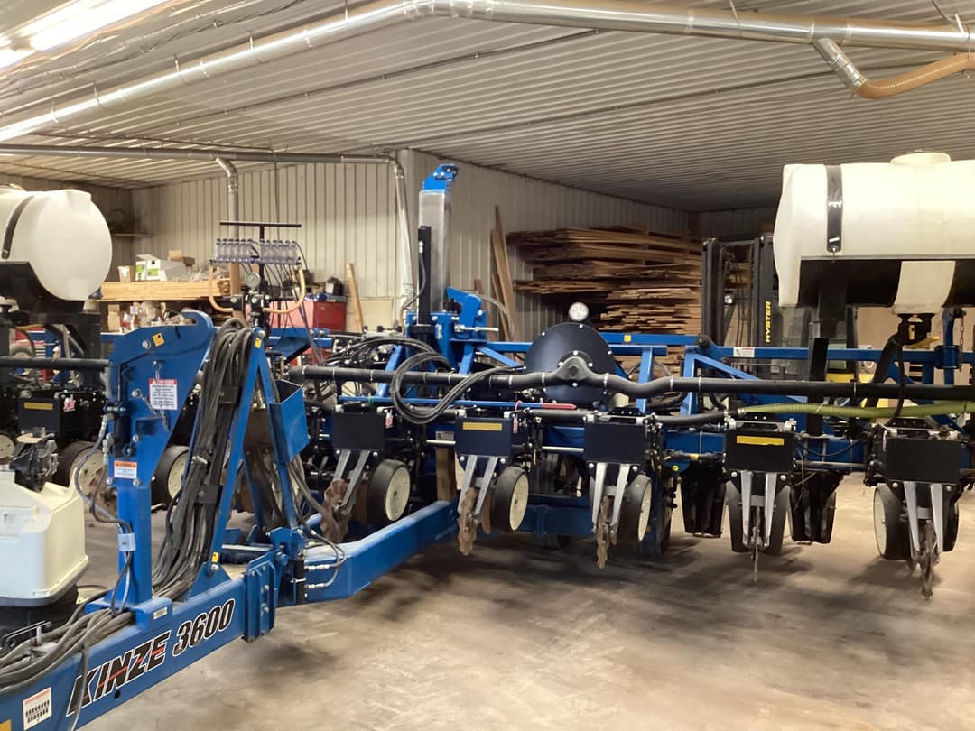 Image of Kinze 3600 Primary image