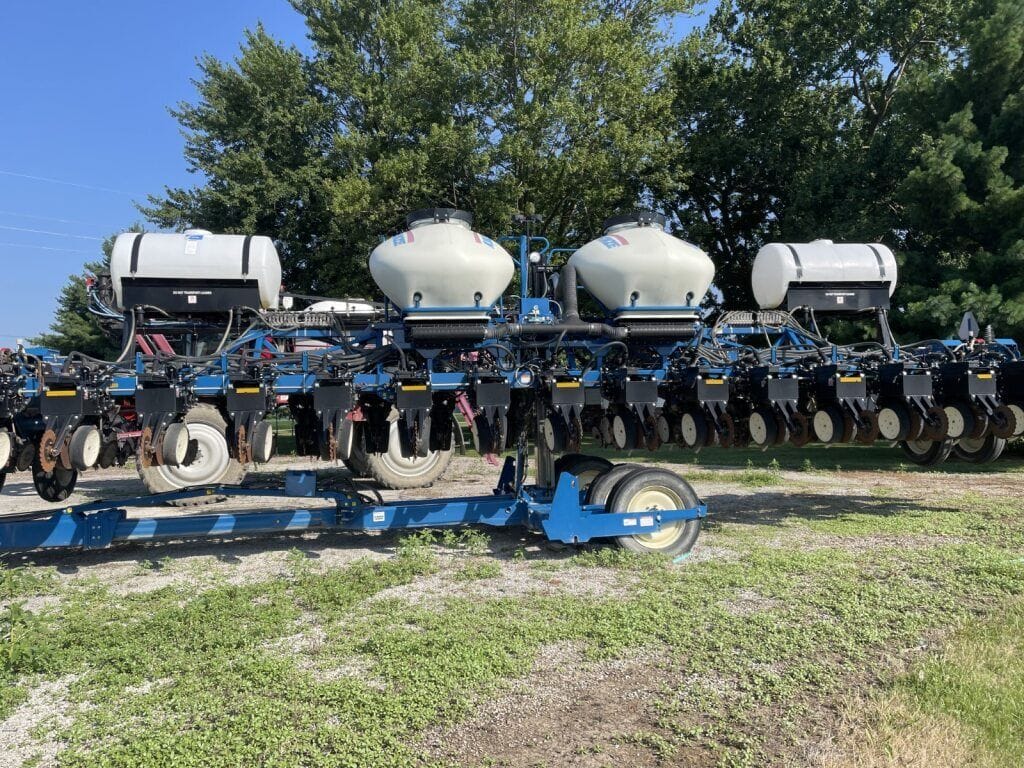 2011 Kinze 3600ASD Equipment Image0