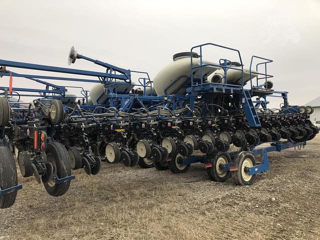 Image of Kinze 3600ASD equipment image 4