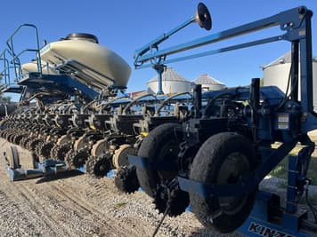 Main image Kinze 3660