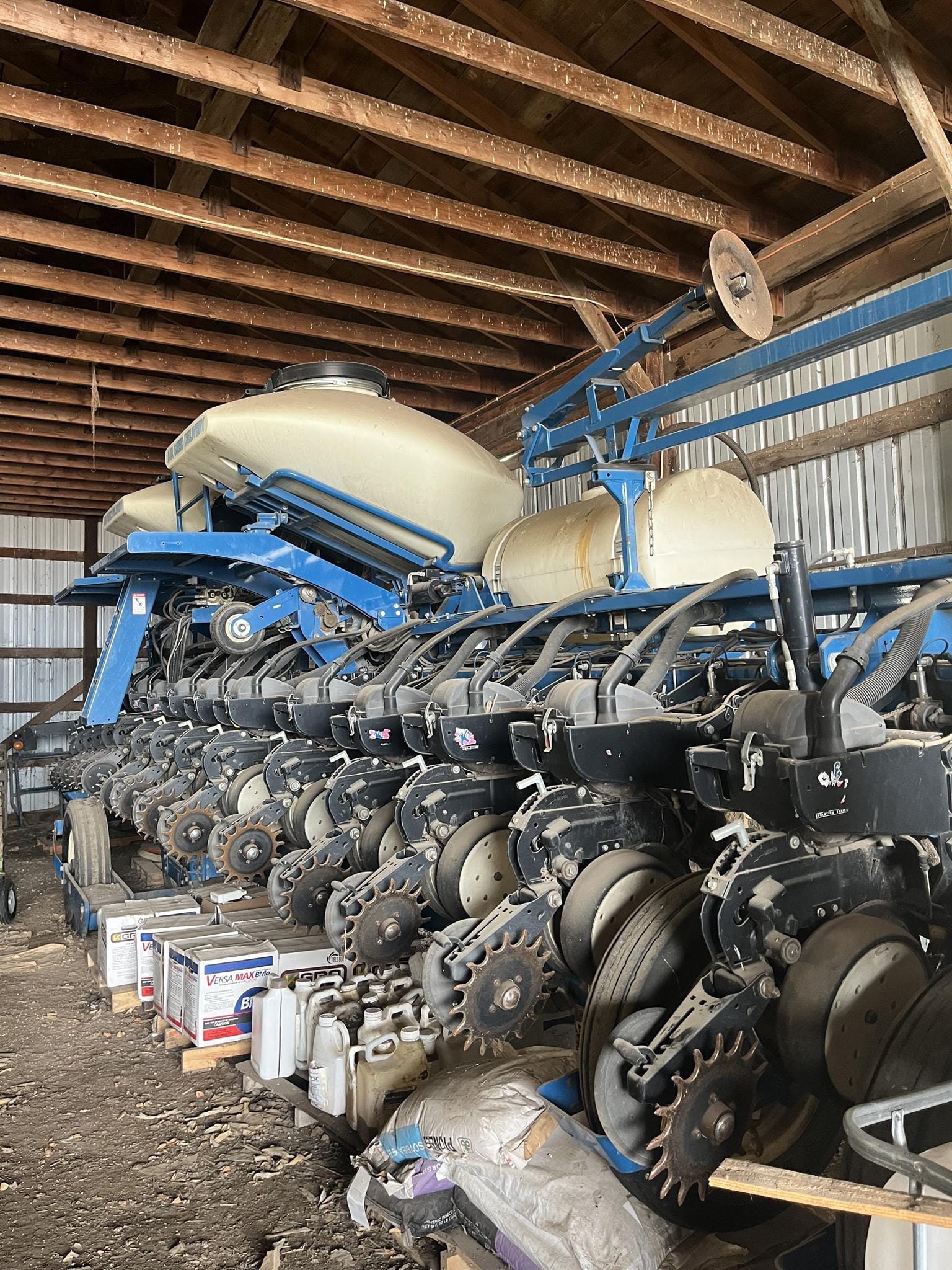 2011 Kinze 3660 Equipment Image0