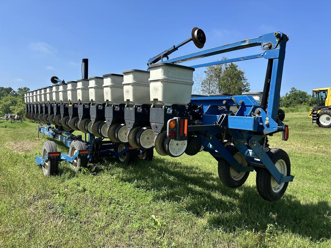 Image of Kinze 3660 Primary image