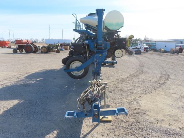Image of Kinze 3660ASD equipment image 2