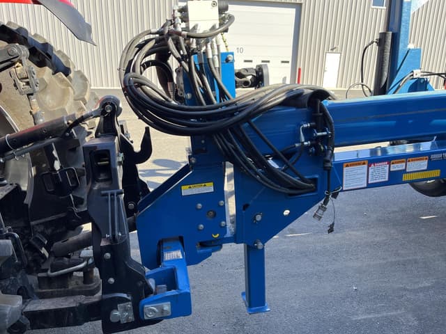Image of Kinze 3800 equipment image 3