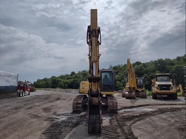 Image of Kobelco Sk210 equipment image 1