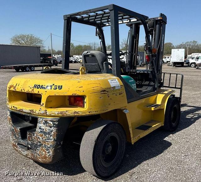 Image of Komatsu FD70T-10 equipment image 4