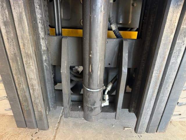 Image of Komatsu FG25ST equipment image 1