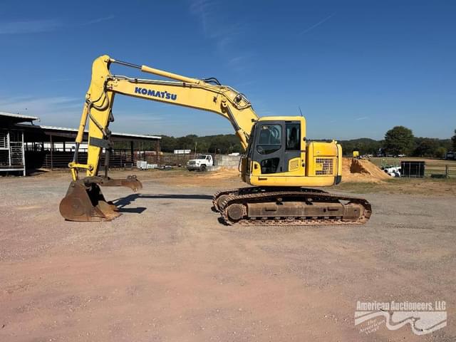 Image of Komatsu PC228 equipment image 1