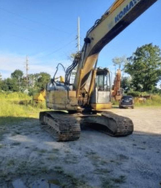 Image of Komatsu PC 228LC Image 1