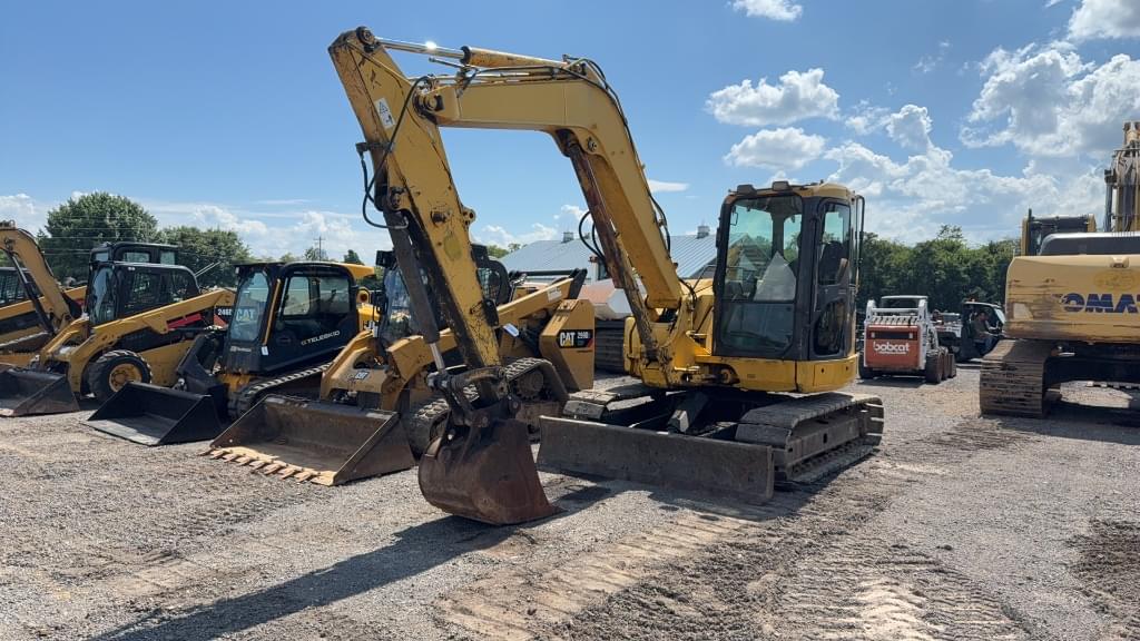 Image of Komatsu PC88MR-8 Primary image
