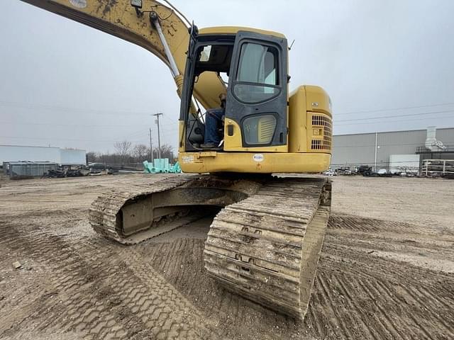 Image of Komatsu PC228US LC equipment image 4