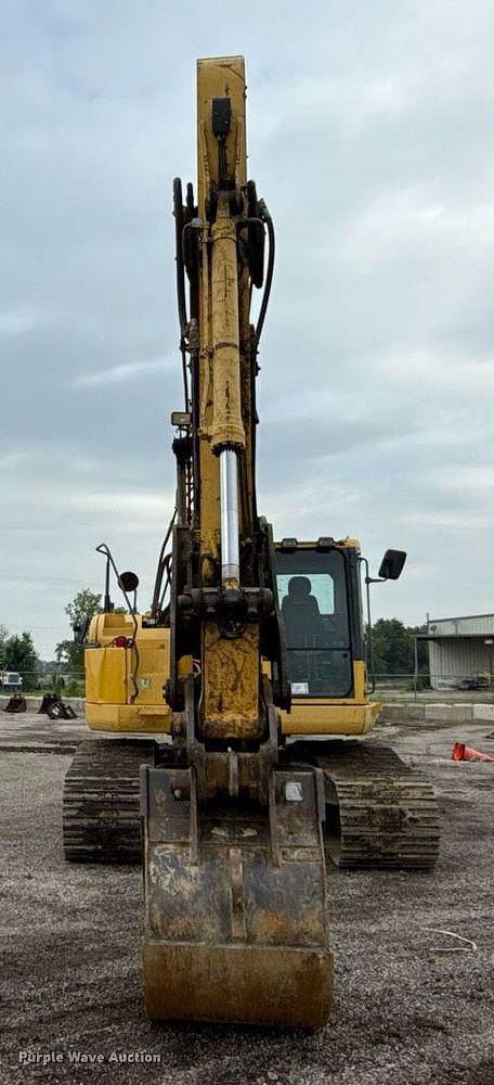 Image of Komatsu PC228US LC equipment image 1